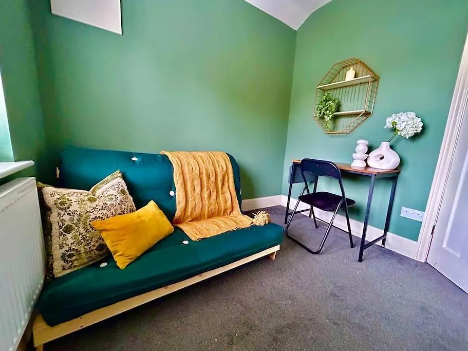Holiday home Lemon Drop Lodge Wyndale Living Parking Bham Nec Birmingham